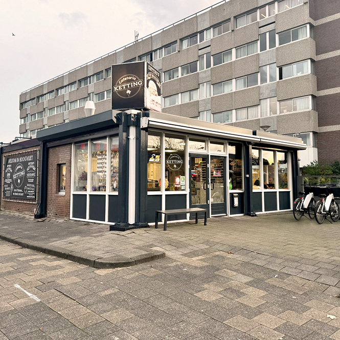Cafetaria Ketting voorplein